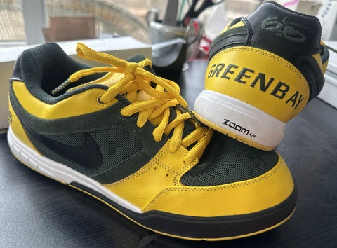 Men's Nike ID Zoom Air 6.0 Green Bay Packers Athletic Shoes Custom **Sz 10.5 Cover