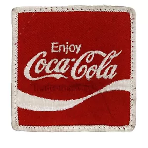 Toppa Coca Cola Enjoy Square vintage ricamata - Foto 1 di 2