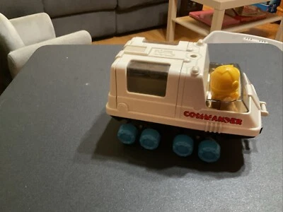 1984 Lil Playmates Space Station Commander Vehicle 04 Vintage Toy w/ 1 figures - Image 1 of 4