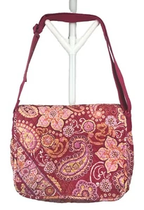 Vera Bradley Retirado Frambuesa Efervescencia Mensajero Bolso Pañales Paisley Floral Rosa Rojo - Imagen 1 de 12