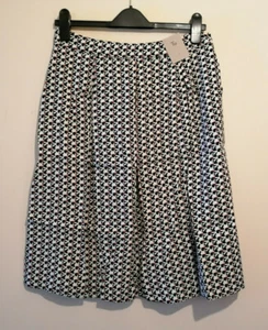 TU Sainsburys Black white red bow flare knee length skirt UK Size 12 - Picture 1 of 5