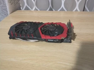 MSI Radeon RX 570 ARMOR MK2 8G OC Graphics Card - Picture 1 of 3
