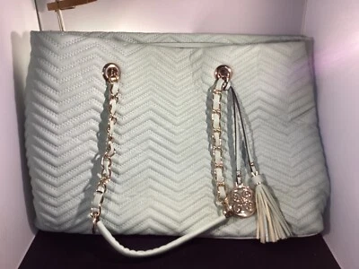 Large Perlina New York Light Lime Purse. - Image 1 of 4