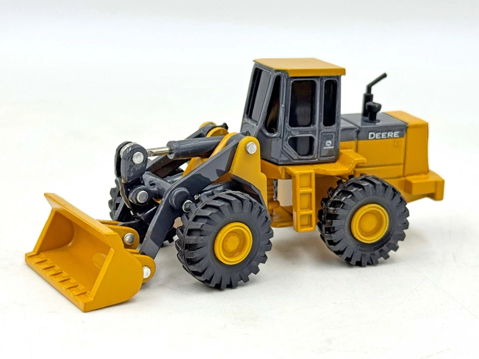 1/64 John Deere Wheel Loader - Image 1 of 1