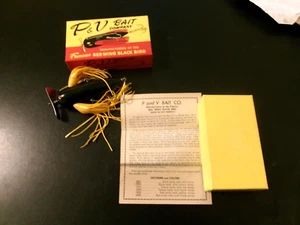 Vintage P&V Red Wing Black Bird Lure in Correct Box w/paper VERY NICE - Picture 1 of 9