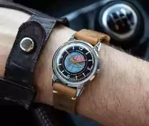 Reloj soviético vintage ""Satélite", ""Kirovskie"" década de 1950, hecho en la URSS 1 MChZ - Imagen 1 de 5