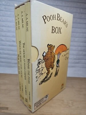 Pooh Bears Box by A.A. Milne 1979 Paperback Box Set of 4 Books Vintage VGC - Image 1 of 4