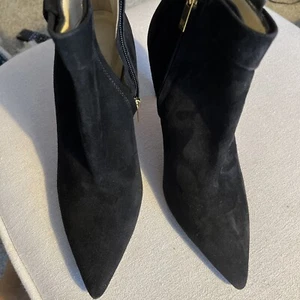 BANANA REPUBLIC TORRI BLACK SUEDE BOOTS SIZE 7.5 NEW NEVER WORN FREE SHIPPING - Picture 1 of 7