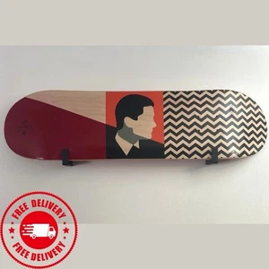 Skateboard Angled Display Wall Mount Bracket Holder - Picture 1 of 3