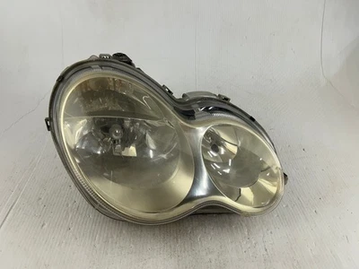 OEM | 2005-2007 Faro halógeno Mercedes-Benz C230 C280 W203 (derecha, pasajero) Foto 1 de 4
