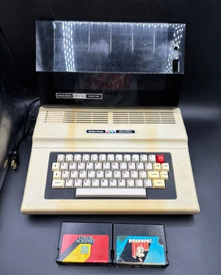 Radio Shack Tandy TRS-80 64K Color Computer 2 Model 26-3127 w/ 2 Games, Untested - Image 1 of 4