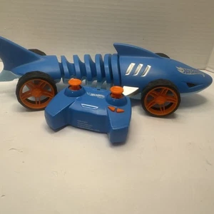 Hot Wheels Shark Speeder RC Remote Control Vehicle 1 15 Scale Multicolor - Picture 1 of 5