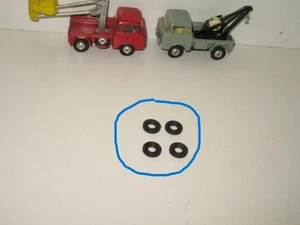 C29 Corgi, 4X Tires Edges-Bu Engraved " Corgi-Toys " (Truck, Land Rover 17/8 - Picture 1 of 5