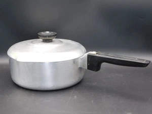 Vintage GHC Magnalite Aluminiumguss 2 Quart Kochtopf Doppelauslauf mit Deckel - Bild 1 von 15