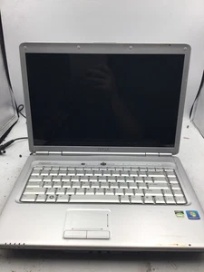 DELL INSPIRON 1526 - FOR PARTS - AMD SEMPRON - 4GB RAM - 15" - READ DESCRIP - BB - Picture 1 of 7