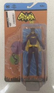 McFarlane Batman '66 Line - Bat Girl Actionfigur - lila Version, gelbes Cape - Bild 1 von 3