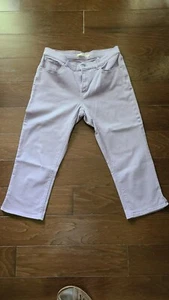 Levis Classic Capri Lavender Purple Stretch Denim Womens Jeans Size 10, W 31 - Picture 1 of 12