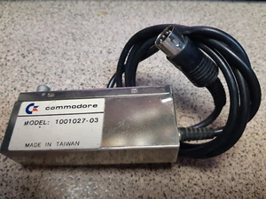 Commodore VIC 20 64 External video modulator 1001027-03 VERY RARE VINTAGE - Bild 1 von 3