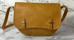 Joe Boxer Crossbody Umhängetasche Tasche Senfgelb Schultertasche Neu ohne Etikett - Bild 1 von 16