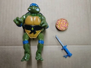 Vintage 1992 TMNT Mutatin' Leonardo Playmates Actionfigur mit Zubehör! - Bild 1 von 6