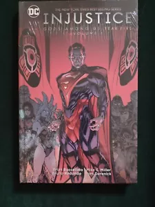 Injustice - Gods Among Us: Year Five Volumen 1 (Tapa Dura 2016) DC Nuevo y precintado - Imagen 1 de 3