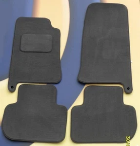 Tappetini auto per JAGUAR XJ6/XJ8/X300 LHD 94-03 QUALITA' GRIGIO MEDIO SET DI 4 + 2 CLIP. - Foto 1 di 8