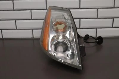 04-05 Lámpara Faro Pasajero Derecho Cadillac XLR *Señal agrietada y quemada* Foto 1 de 4