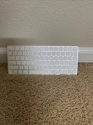 Apple Magic Keyboard, White, US English - Image 1 of 4