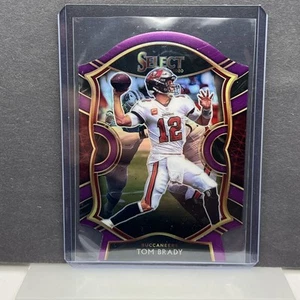 Panini Select Tom Brady Concourse Level #1 2020 púrpura troquelado Tampa Bay Bucs - Imagen 1 de 15