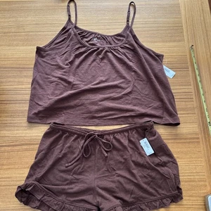 GapBody NWT Women’s Chocolate Brown Camisole And Short Polyester Knit Pajamas - Picture 1 of 3