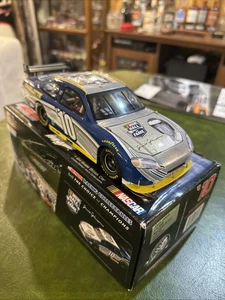 2010 Junior Johnson #10 Hall of Fame Inaugural Class 1/24 NASCAR DIECAST - Bild 1 von 7