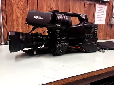 Panasonic AJ-PX380 ENG Camera Fujinon 17x 4.5mm Mic, Portabrace, CVF-15 Low HRS - Image 1 of 4