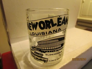 Vintage New Orleans 2 oz.- 2 3/4 "bicchiere-bianco/nero punti di riferimento su Clear-bello - Foto 1 di 4