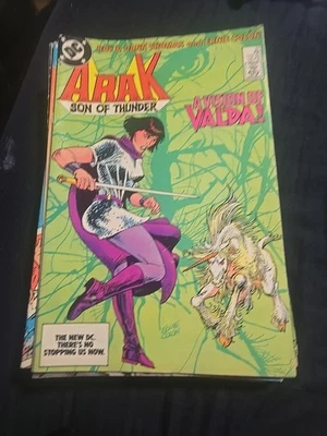 Lot of 16 DC Comics Bronze to Modern Age 1970s–1990s – Superman, Flash, Green... - Image 1 of 4