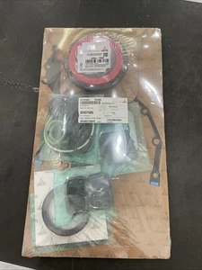 Deutz Gasket Kit 02937585 - Picture 1 of 2