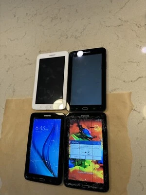 Samsung Galaxy Tab 3 Lite SM-T110 Wi-Fi 7" 8GB LOT X 4 BAD LCD - Image 1 of 4