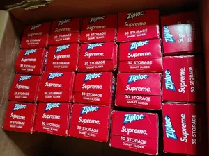 Supreme Ziploc 30 Quart Bags Boxed USA Exclusive Rare Hype Sup Streetwear - Picture 1 of 6