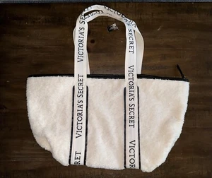 Borsa Victoria's Secret accogliente sherpa peluche pile tote bag cerniera avorio scritta nuova con etichette - Foto 1 di 6