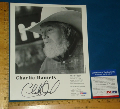 REAL PSA/DNA Authentic Charlie Daniels Signed 8"X10" Black & White Promo Photo Cover