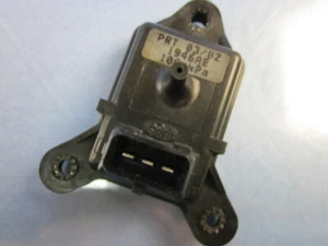 Sensor de presión de aire usado MOTO GUZZI cal1100 GU29727061C usado - Imagen 1 de 4