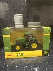 Schuco 1.32 John Deere 7810 Tractor Rare - Picture 1 of 11