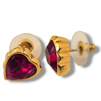 Vintage AVON True To The Heart Red Crystal Scalloped Gold Tone Bezel Pierced Ear - Image 1 of 4
