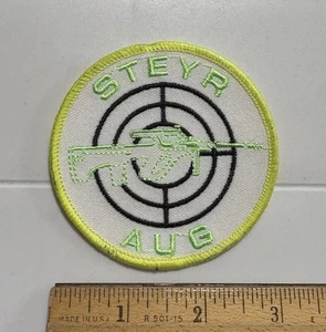 Steyr AUG Gewehr Schusswaffen rund bestickt Patch Abzeichen - Bild 1 von 3