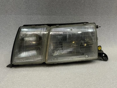 1990 - 1994 年雷克萨斯 LS400 发球杆 LH 左灯角玻璃原始设备制造商组件 — 第 1/4 张图片