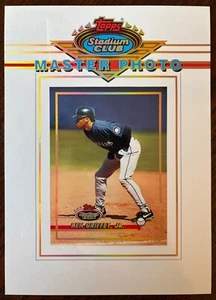 1993 Topps Stadium Club Master Photo Ken Griffey Jr “on the field” - Picture 1 of 4