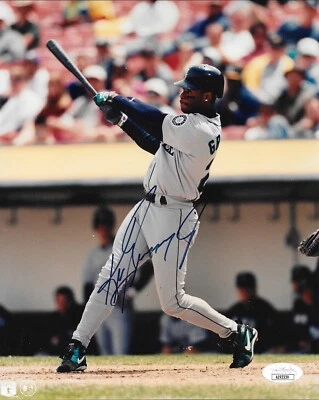 SEATTLE MARINERS KEN GRIFFEY JR SIGNED 8x10 JSA COA AUTHENTIC VINTAGE AUTO PHOTO - Image 1 of 2