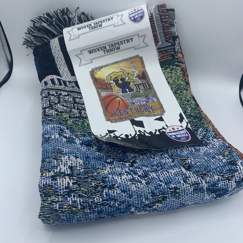 University Of Kentucky woven tapestry Throw Blanket Basketball Man Cave Dorm NEW Cover