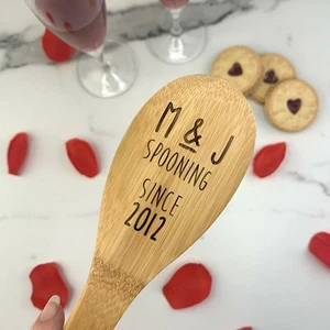 Personalisierter Löffel seit Holzlöffel Gravur Rührlöffel Valentinstag Geschenk - Bild 1 von 30