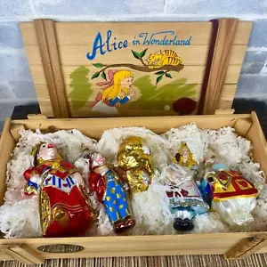 Kurt Adler Polonesa Alicia en el País de las Maravillas Juego de 5 Piezas Adorno con Caja de Madera - Imagen 1 de 24