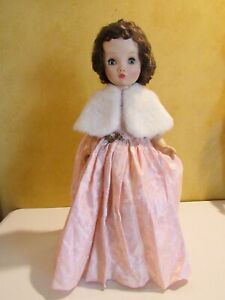 Vintage' Madame Alexander 24" WINNIE WALKER Doll Original Tagged Outfit